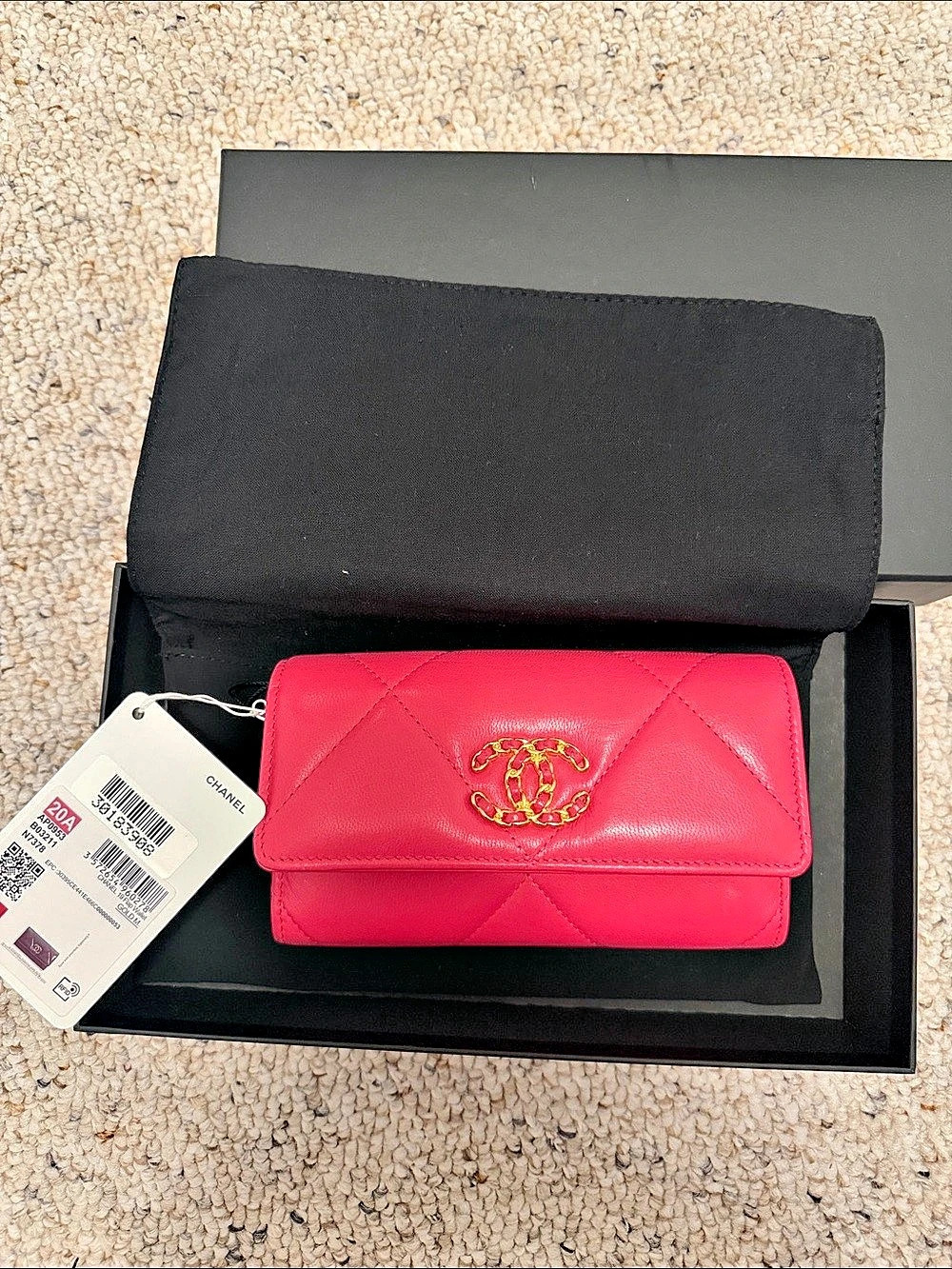 Chanel 19 Long Flap Wallet Pink NWT